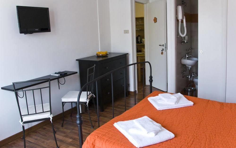Zenzero & Cannella Boutique Rooms Triest Exterior foto